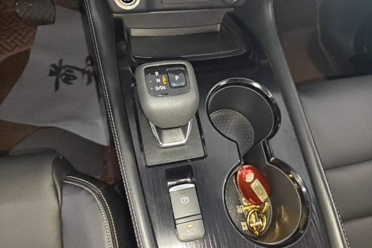 Used Nissan X-Trail 2021 VC-Turbo 300 CVT 2WD Luxury Edition Gear Lever