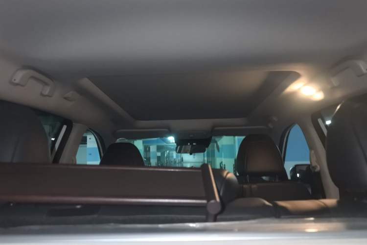 Used Nissan X-Trail 2021 2.0L CVT 2WD XL ITS SmartConnect Comfort Edition Headliner