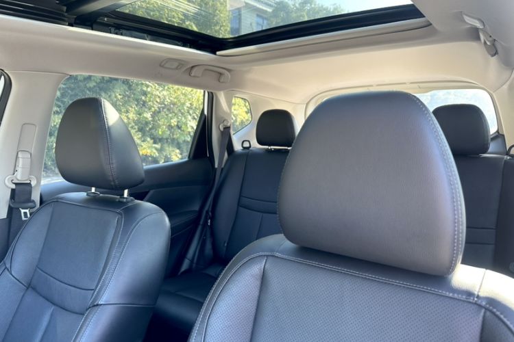 Used Nissan X-Trail 2021 2.0L CVT 2WD XL Premium SmartConnect Deluxe Edition Headliner