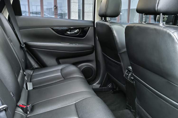 Used Nissan X-Trail 2021 2.0L CVT 2WD XL ITS SmartConnect Comfort Edition Headliner