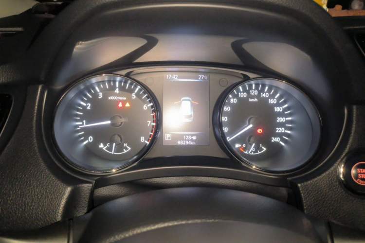 Used Nissan X-Trail 2021 2.0L CVT 2WD XL ITS SmartConnect Comfort Edition Instrument Cluster