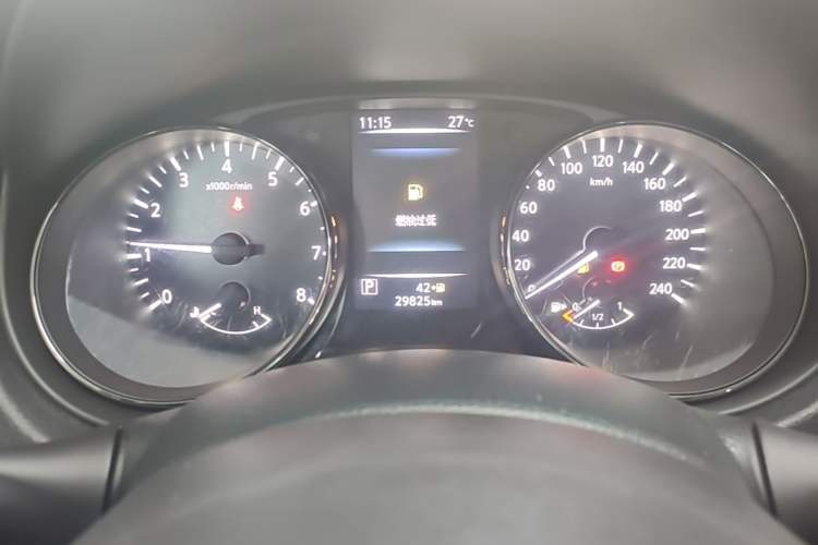 Used Nissan X-Trail 2021 2.5L CVT 4WD XL SmartConnect Leading Edition Instrument Cluster