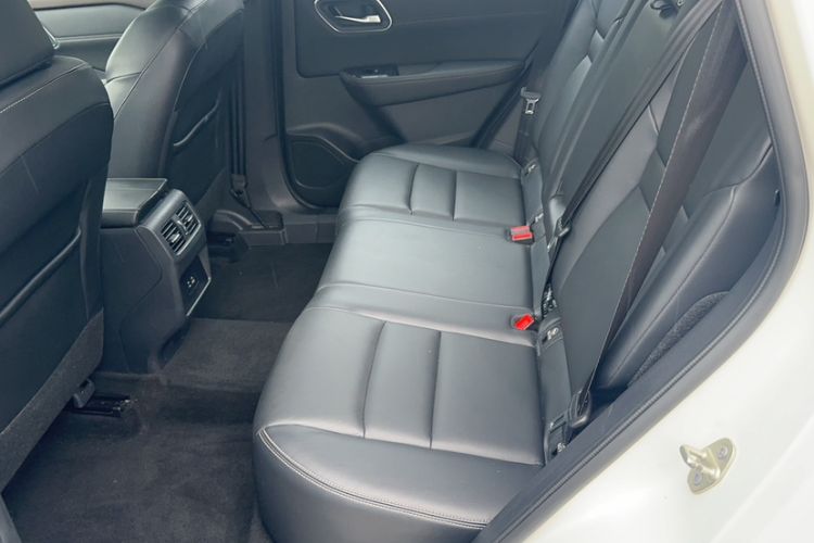 Used Nissan X-Trail 2021 VC-Turbo 300 CVT 2WD Luxury Edition Interior 1