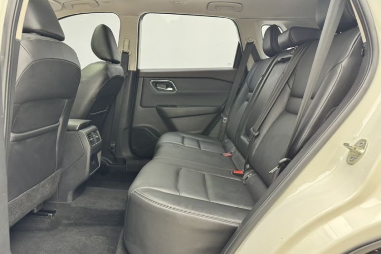 Used Nissan X-Trail 2021 VC-Turbo 300 CVT 2WD Luxury Edition Interior 11