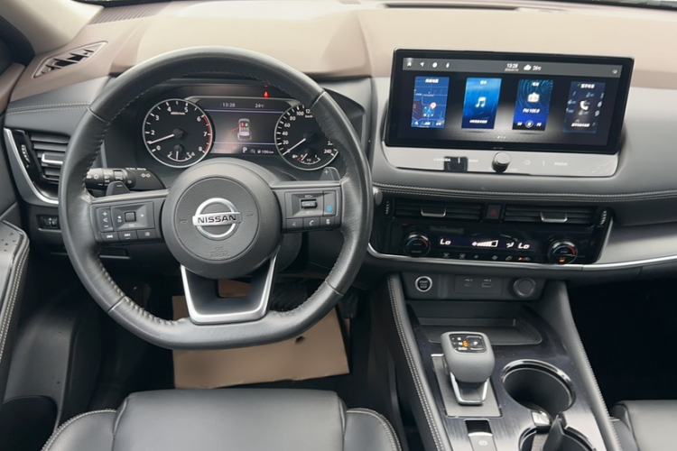 Used Nissan X-Trail 2021 VC-Turbo 300 CVT 2WD Luxury Edition Interior 2