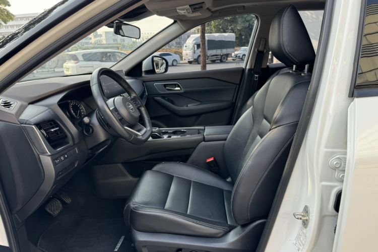 Used Nissan X-Trail 2021 VC-Turbo 300 CVT 2WD Luxury Edition 7-Seater Interior 3