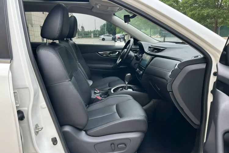 Used Nissan X-Trail 2021 2.5L CVT 4WD XL ITS Luxury Commemorative Edition Interior 3
