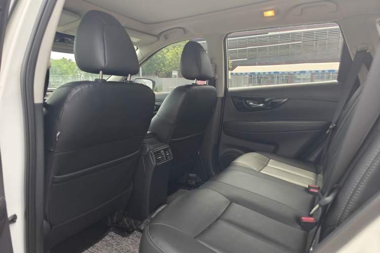Used Nissan X-Trail 2021 2.0L CVT 2WD XL ITS Comfort Commemorative Edition Interior 3