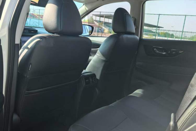 Used Nissan X-Trail 2021 2.0L CVT 2WD XL ITS Comfort Commemorative Edition Interior 3