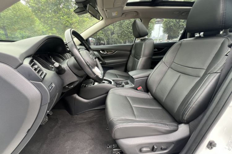 Used Nissan X-Trail 2021 2.0L CVT 2WD XL ITS SmartConnect Comfort Edition Interior 4