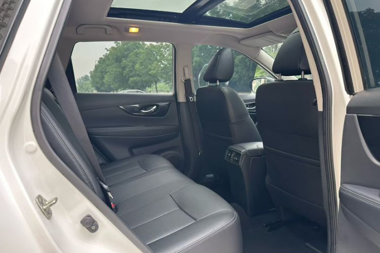 Used Nissan X-Trail 2021 2.5L CVT 4WD XL ITS Luxury Commemorative Edition Interior 4