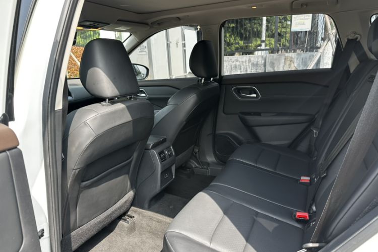 Used Nissan X-Trail 2021 VC-Turbo 300 CVT 2WD Comfort Edition Interior 4