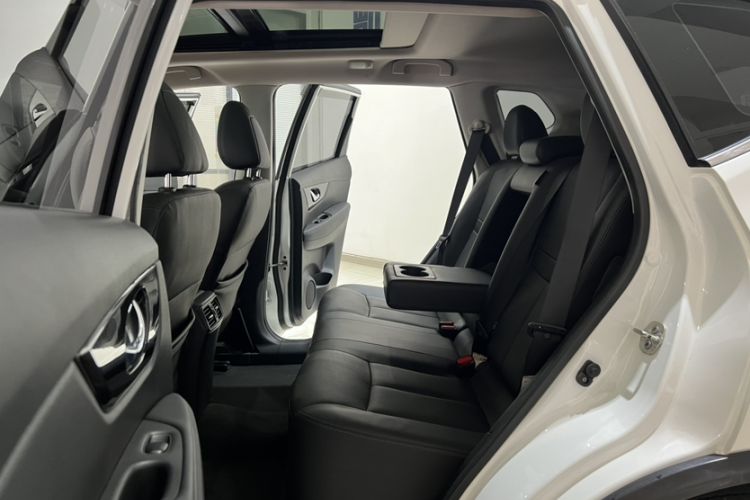 Used Nissan X-Trail 2021 2.0L CVT 2WD XL Premium Commemorative Edition Interior 6