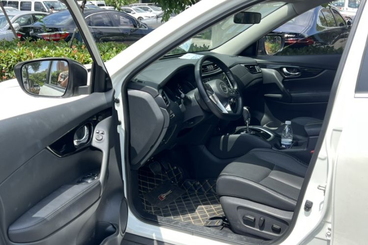 Used Nissan X-Trail 2021 2.0L CVT 2WD XL Premium Commemorative Edition Interior 6