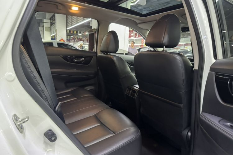 Used Nissan X-Trail 2021 2.0L CVT 2WD XL ITS Comfort Commemorative Edition Interior 7