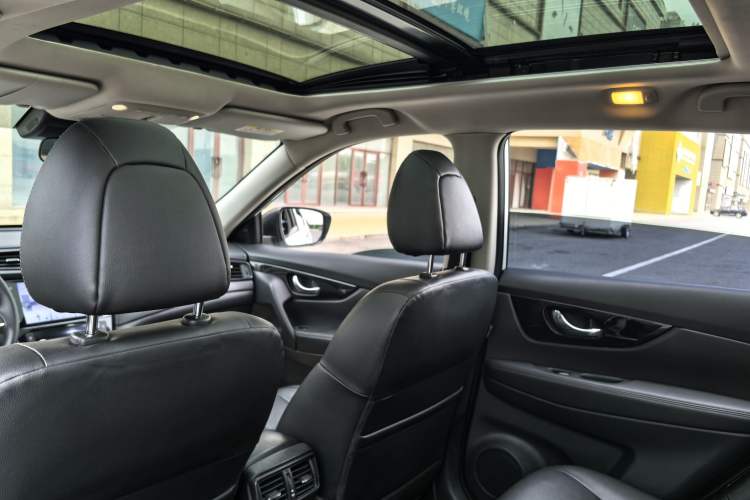 Used Nissan X-Trail 2021 2.0L CVT 2WD XL ITS SmartConnect Comfort Edition Interior 7
