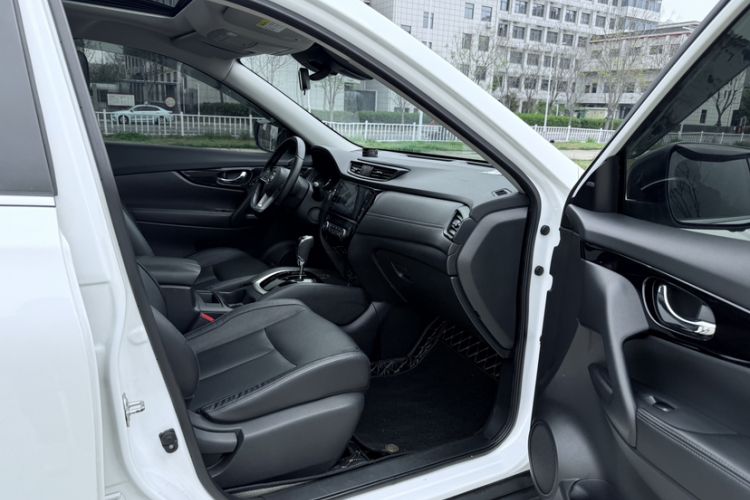 Used Nissan X-Trail 2021 2.0L CVT 2WD XL ITS Comfort Commemorative Edition Interior 8