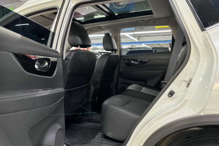Used Nissan X-Trail 2021 2.0L CVT 2WD XL ITS Comfort Commemorative Edition Interior 8
