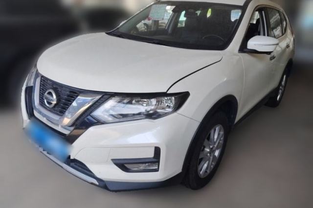 Ojetý Nissan X-Trail 2021 2.0L CVT 2WD XE Fashion Edition