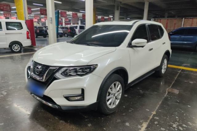Ojetý Nissan X-Trail 2021 2.0L CVT 2WD XL Premium Commemorative Edition
