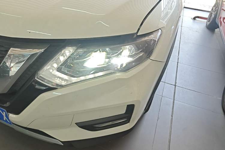 Used Nissan X-Trail 2021 2.0L CVT 2WD XL Premium SmartConnect Deluxe Edition Left Front Headlight