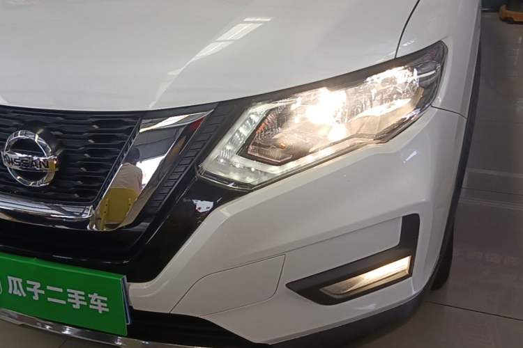 Used Nissan X-Trail 2021 2.0L CVT 2WD XL ITS Comfort Commemorative Edition Left Front Headlight