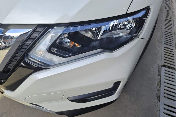 Used Nissan X-Trail 2021 2.0L CVT 2WD XL ITS SmartConnect Comfort Edition Left Front Headlight