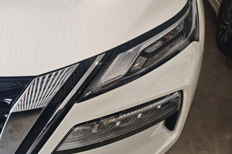 Used Nissan X-Trail 2021 VC-Turbo 300 CVT 2WD Luxury Edition 7-Seater Left Front Headlight