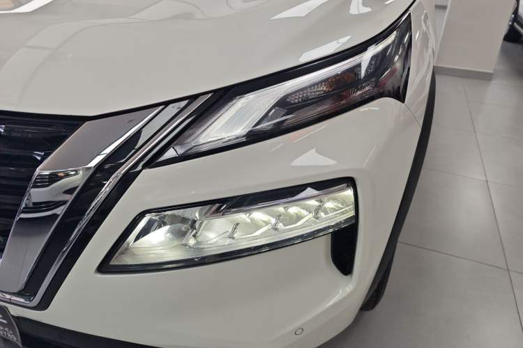 Used Nissan X-Trail 2021 VC-Turbo 300 CVT 2WD Luxury Edition Left Front Headlight