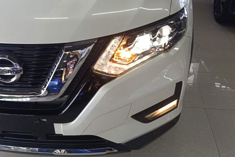 Used Nissan X-Trail 2021 2.0L CVT 2WD XL Premium Commemorative Edition Left Front Headlight