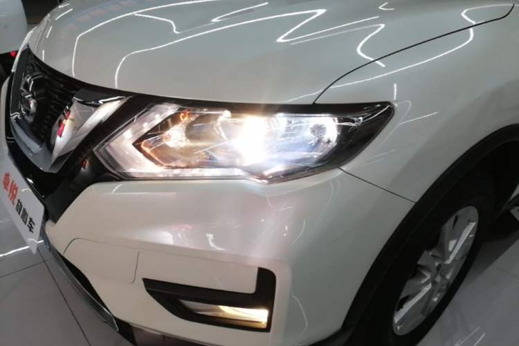 Used Nissan X-Trail 2021 2.0L CVT 2WD XL ITS Comfort Commemorative Edition Left Front Headlight