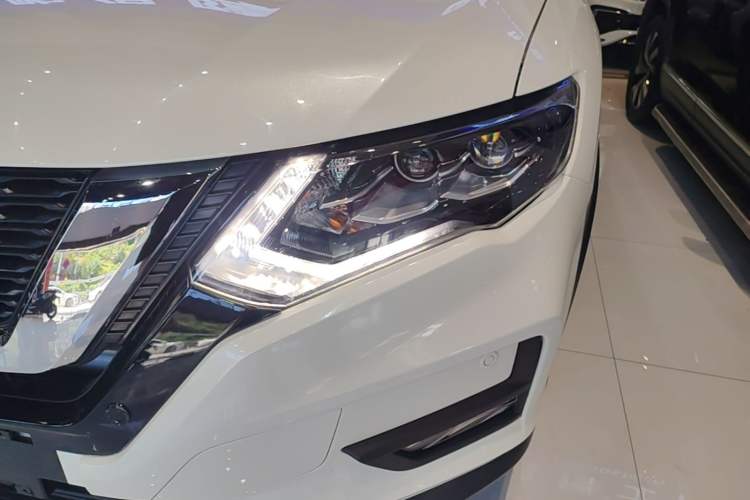 Used Nissan X-Trail 2021 2.5L CVT 4WD XL ITS Luxury Commemorative Edition Left Front Headlight