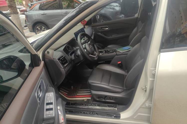 Used Nissan X-Trail 2021 VC-Turbo 300 CVT 4WD Luxury Edition Left Front Seat