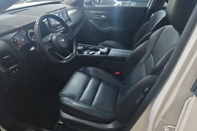 Used Nissan X-Trail 2021 VC-Turbo 300 CVT 2WD Luxury Edition Left Front Seat