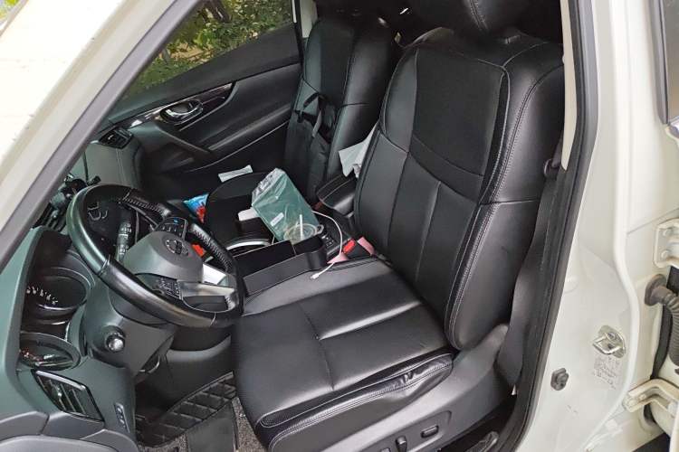 Used Nissan X-Trail 2021 2.5L CVT 4WD XL ITS 3-Row Luxury Flagship Edition Left Front Seat