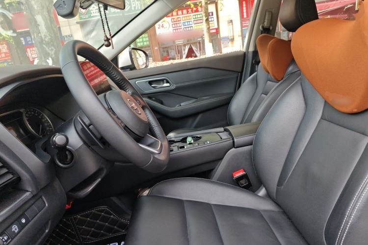 Used Nissan X-Trail 2021 VC-Turbo 300 CVT 2WD Luxury Edition Left Front Seat