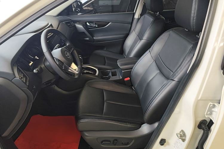 Used Nissan X-Trail 2021 2.0L CVT 2WD XL Premium SmartConnect Deluxe Edition Left Front Seat