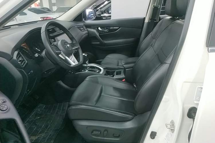 Used Nissan X-Trail 2021 2.0L CVT 2WD XL ITS Comfort Commemorative Edition Left Front Seat