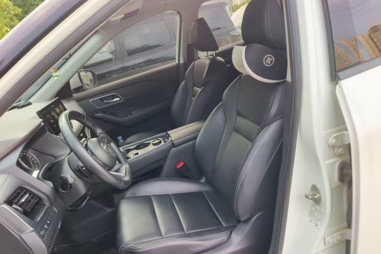 Used Nissan X-Trail 2021 VC-Turbo 300 CVT 4WD Luxury Edition Left Front Seat