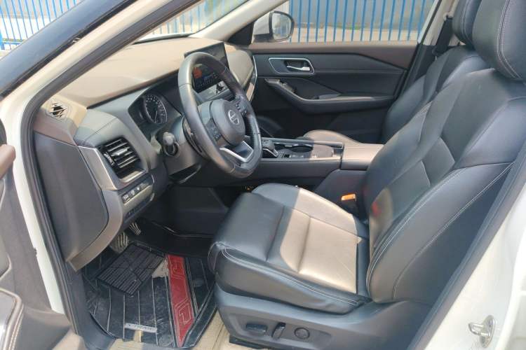 Used Nissan X-Trail 2021 VC-Turbo 300 CVT 2WD Luxury Edition Left Front Seat