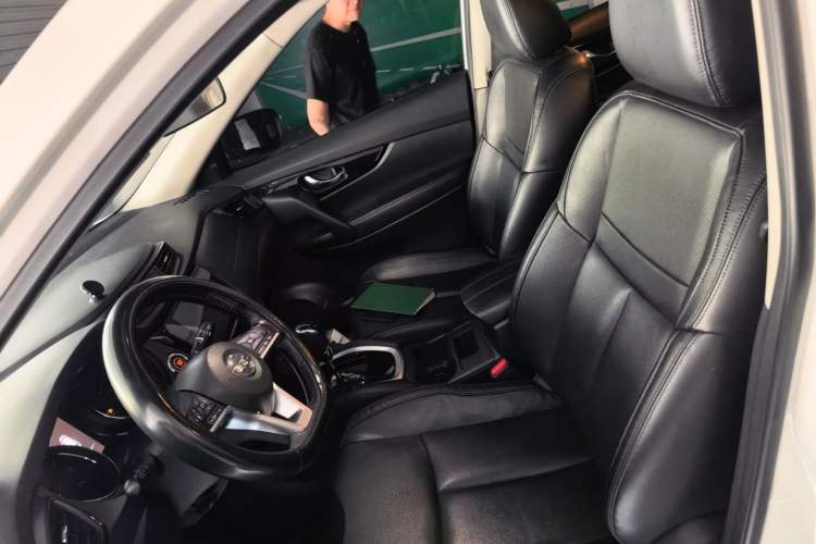 Used Nissan X-Trail 2021 2.0L CVT 2WD XL ITS SmartConnect Comfort Edition Left Front Seat