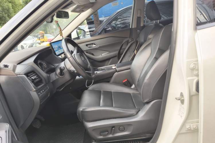 Used Nissan X-Trail 2021 VC-Turbo 300 CVT 2WD Luxury Edition Left Front Seat