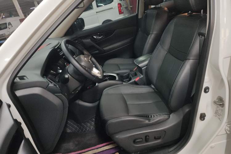 Used Nissan X-Trail 2021 2.0L CVT 2WD XL Premium Commemorative Edition Left Front Seat
