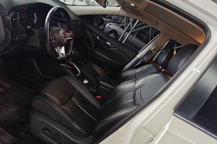 Used Nissan X-Trail 2021 2.0L CVT 2WD XL ITS SmartConnect Comfort Edition Left Front Seat