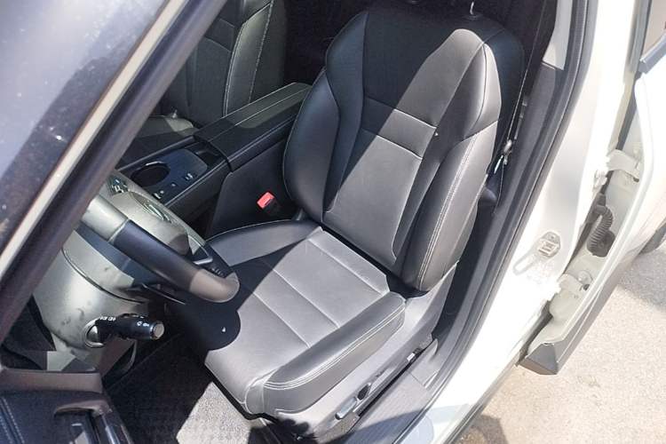 Used Nissan X-Trail 2021 VC-Turbo 300 CVT 2WD Luxury Edition Left Front Seat