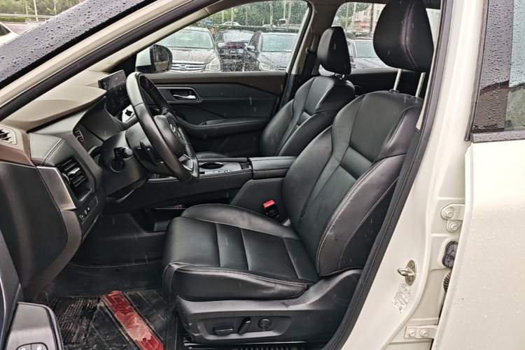 Used Nissan X-Trail 2021 VC-Turbo 300 CVT 2WD Luxury Edition Left Front Seat