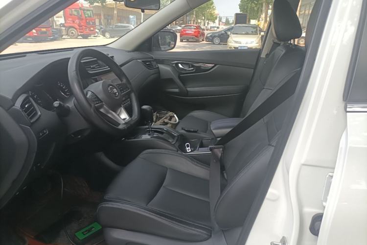 Used Nissan X-Trail 2021 2.0L CVT 2WD XL Premium SmartConnect Deluxe Edition Left Front Seat