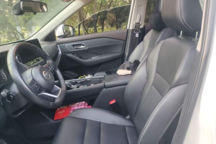 Used Nissan X-Trail 2021 VC-Turbo 300 CVT 2WD Luxury Edition Left Front Seat