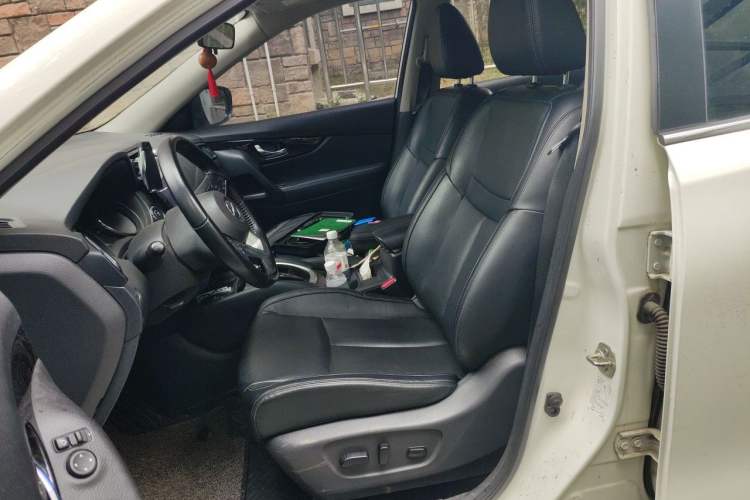 Used Nissan X-Trail 2021 2.0L CVT 2WD XL ITS SmartConnect Comfort Edition Left Front Seat