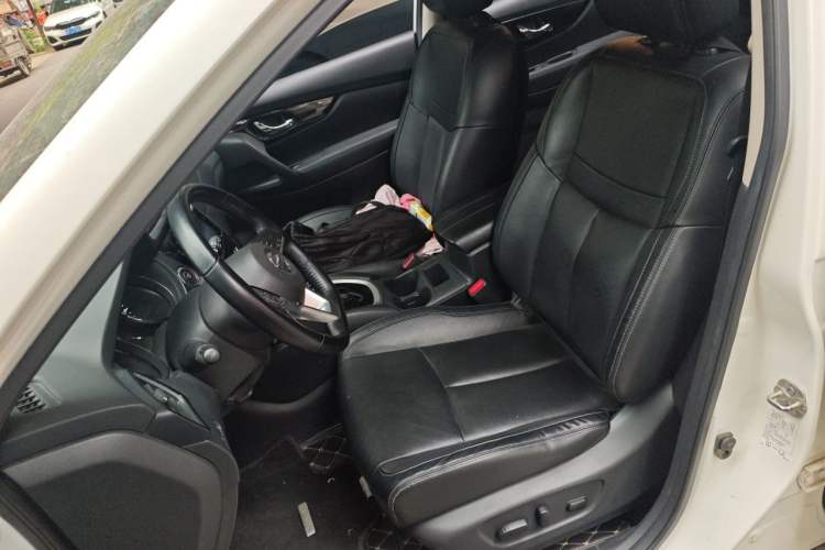 Used Nissan X-Trail 2021 2.0L CVT 2WD XL ITS Comfort Commemorative Edition Left Front Seat